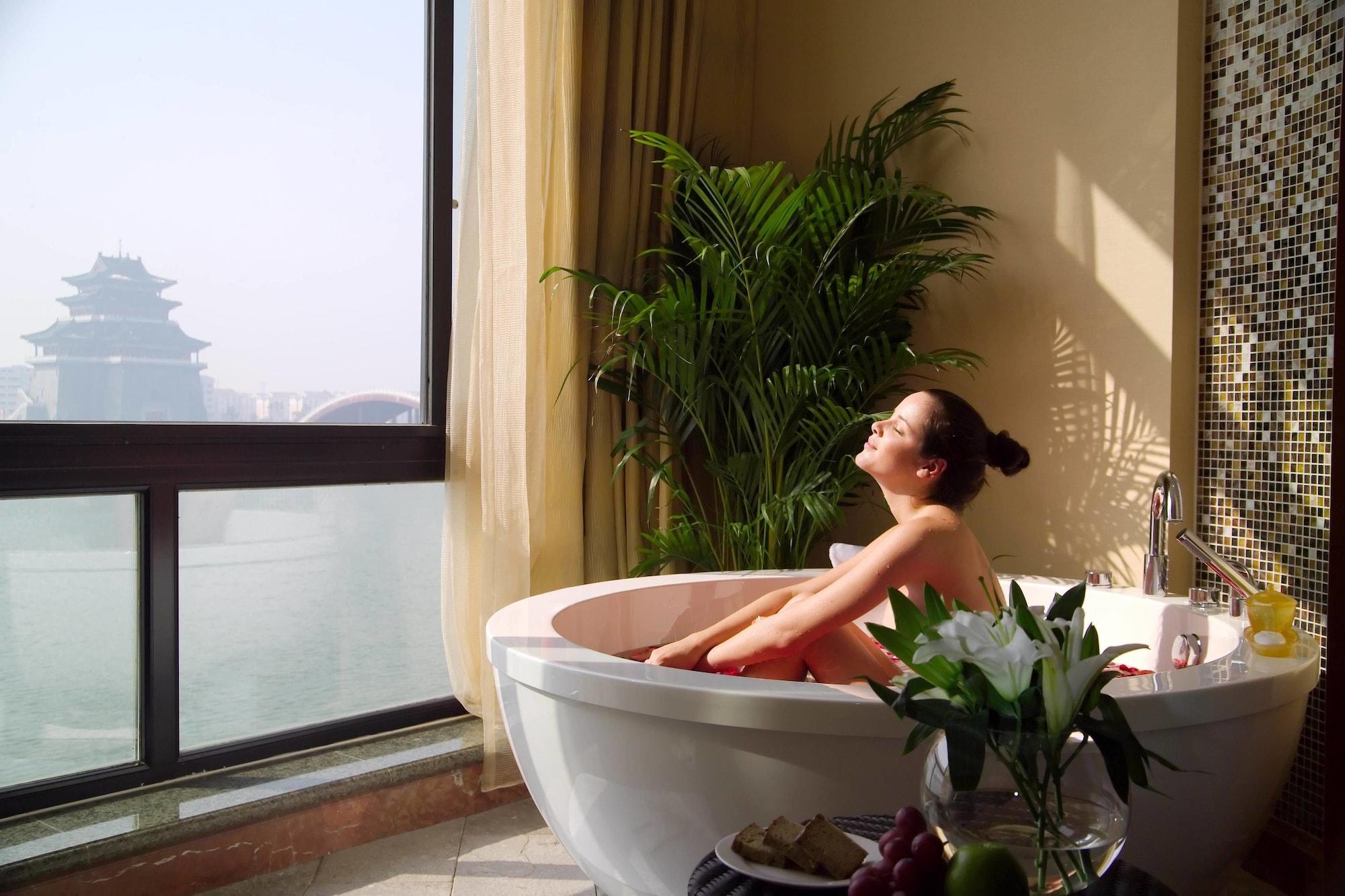 New Century Grand Hotel Kaifeng Exteriör bild